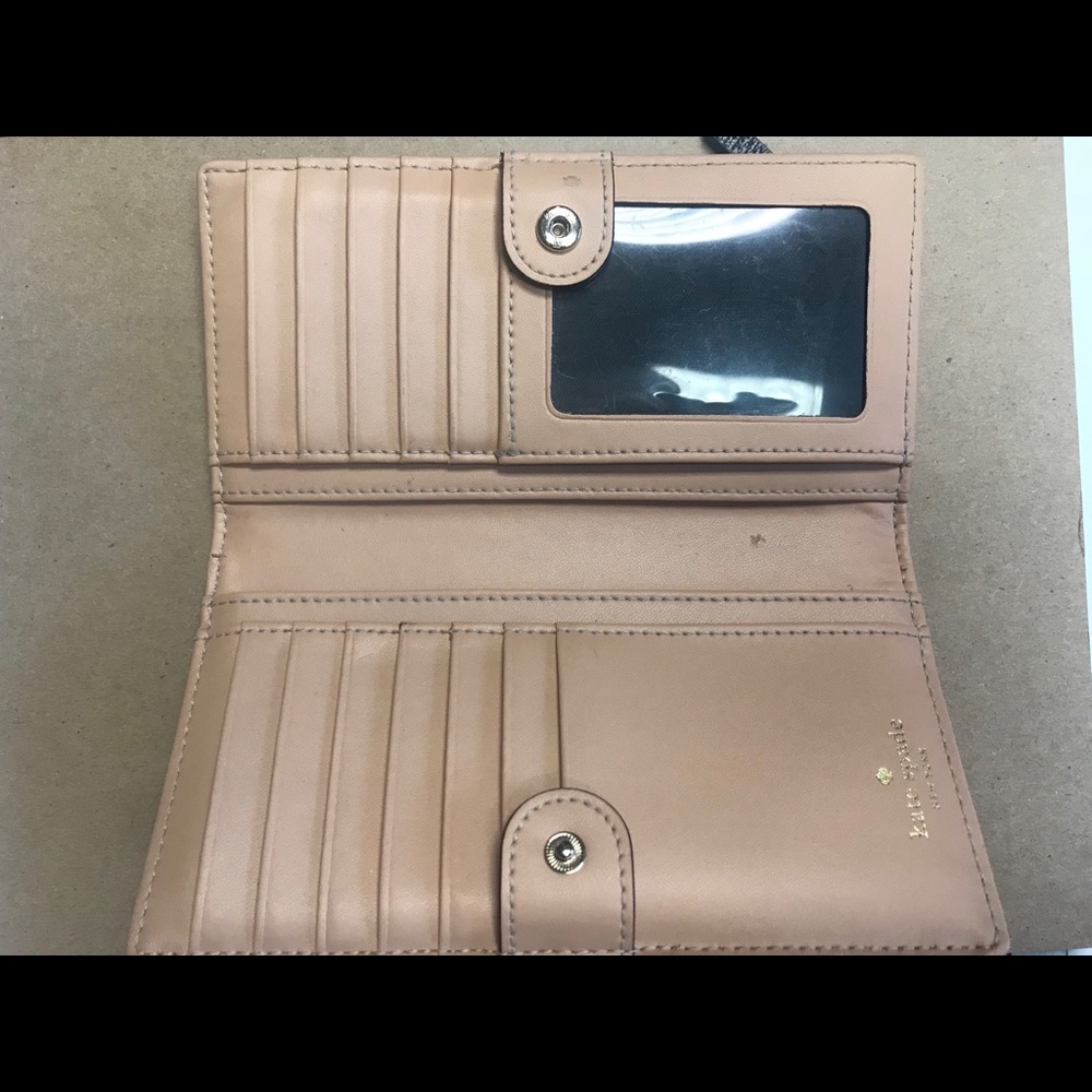 Kate Spade Wallet - Picture 3 of 3